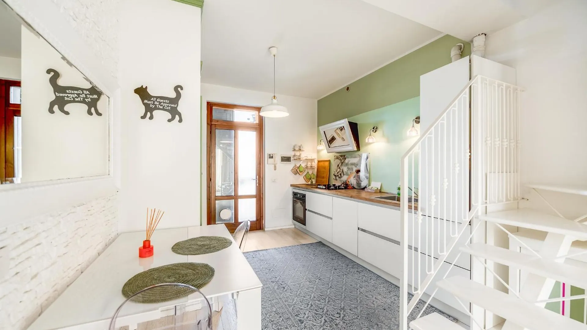 Appartamento Bright Loft - Free Private Parking Milano